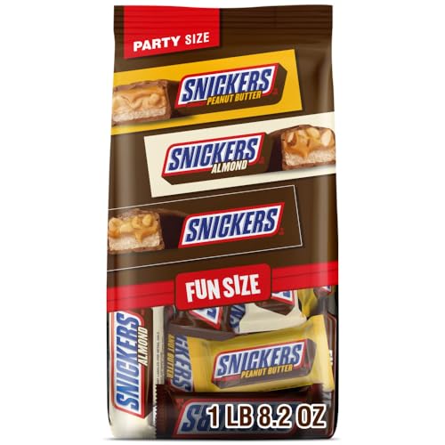 SNICKERS Original, Almond and Crunchy Peanut Butter Fun Size Chocolate Bars, Chocolate Candy Variety Pack, Halloween Party Size, 24.02 Oz. Candy Bag