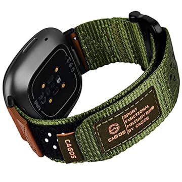 CAGOS Compatível com Fitbit Versa 4, Versa 3, Sense 2 – Pulseiras de substituição respiráveis de tecido esportivo de nylon para mulheres e homens (verde militar)