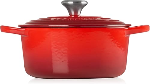 Miniatura 4 de Le Creuset Horno holandés redondo de hierro fundido esmaltado, 2 cuartos de galón, cereza