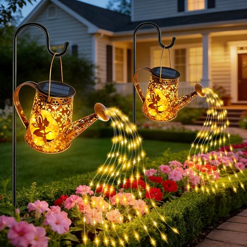 Cadeaux féériques uniques pour femme et maman avec ce duo d'arrosoirs lumineux de jardin