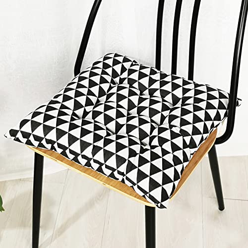 Stuhlkissen mit Bändern 2er Set, Chickw1 Geometrie Sitzkissen Gefüllt Dekokissen Zierkissen Gartenkissen für Gartenstuhl, Küche oder Esszimmerstuhl Indoor und Outdoor (Schwarz-Weiss,40x40cm) Stuhlkissen mit Bändern 2er Set, Chickw1 Geometrie Sitzkissen Gefüllt Dekokissen Zierkissen Gartenkissen für Gartenstuhl, Küche oder Esszimmerstuhl Indoor und Outdoor (Schwarz-Weiss,40x40cm)