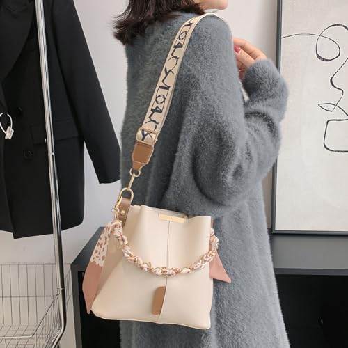 Luxury Chain Trendy Crossbody Bag PU Leather Fashion Handbag Large Capacity Designer Tote Bag with Wide Strap for Wo4
