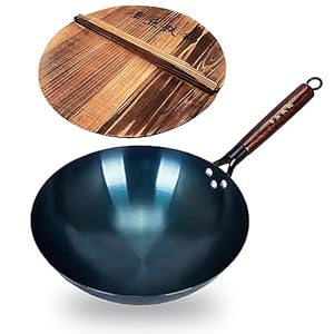 14 Inch Chinese Hand Hammered Iron Wok and Stir Fry Pans with Wooden Handle and Lid Round Bottom Wok Pan Non-stick No Coating Ideal for Home Use and Gift Giving – Mirrors