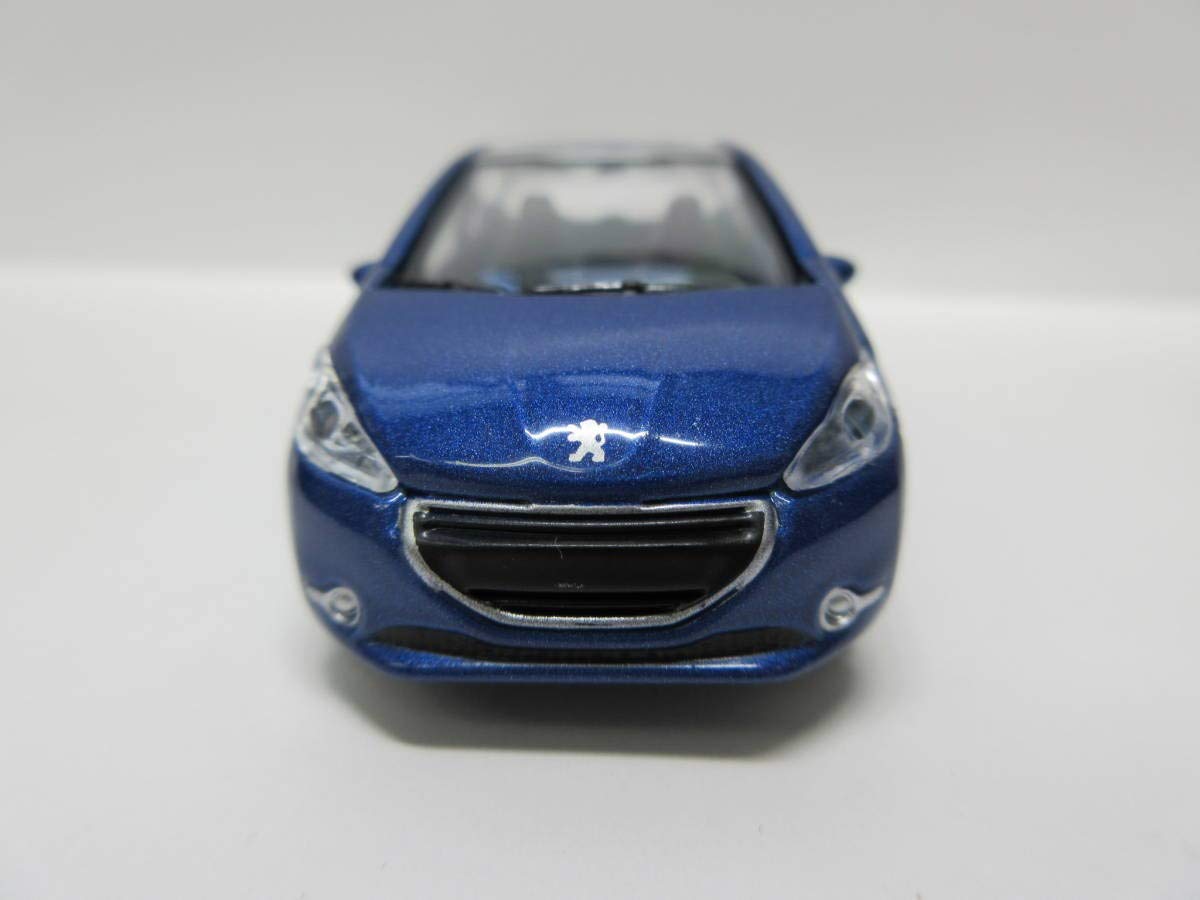 Amazon.co.jp: PEUGEOT プジョー 208 ミニカー青 ブルー NOREVノレブ社
