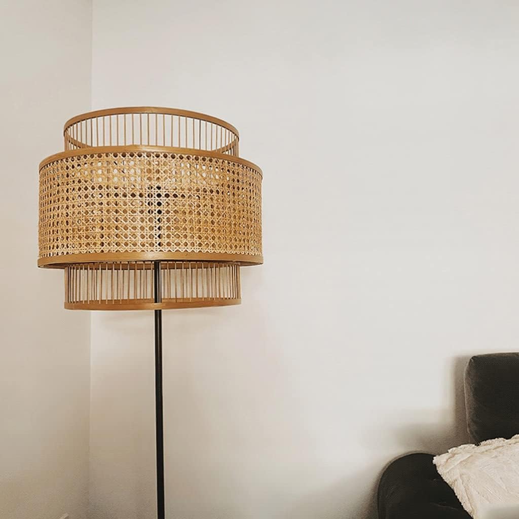 Standing lamp Black Floor Lamp with Hand-Woven Rattan Lampshades Vintage Design Tall Floor Lights Bamboo Modern Standing Lamp for Living Room Tall Standing Pole Light