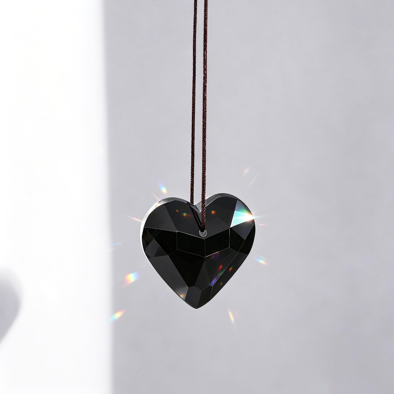 M METERXITY 2 Pack Colorful Garden Suncatchers with Chain Pendant Ornament, Hanging Crystals for Windows, Heart Glass Suncatcher for Indoor and Outdoor Decoration [Black]