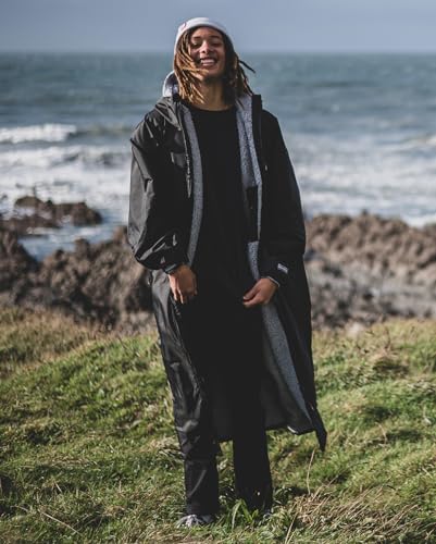 Dryrobe Advance Long Sleeve Swim Parka Change Robe - Stay Warm and Dry - Waterproof Oversized - Swimming/Surfing/OCR Events4