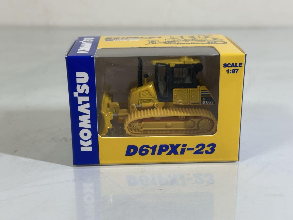 KOMATSU D61PXi-23 クローラードーザー ミニカー Amazon.co.jp: KOMATSU コマツ クローラードーザー 履帯式ブルドーザー