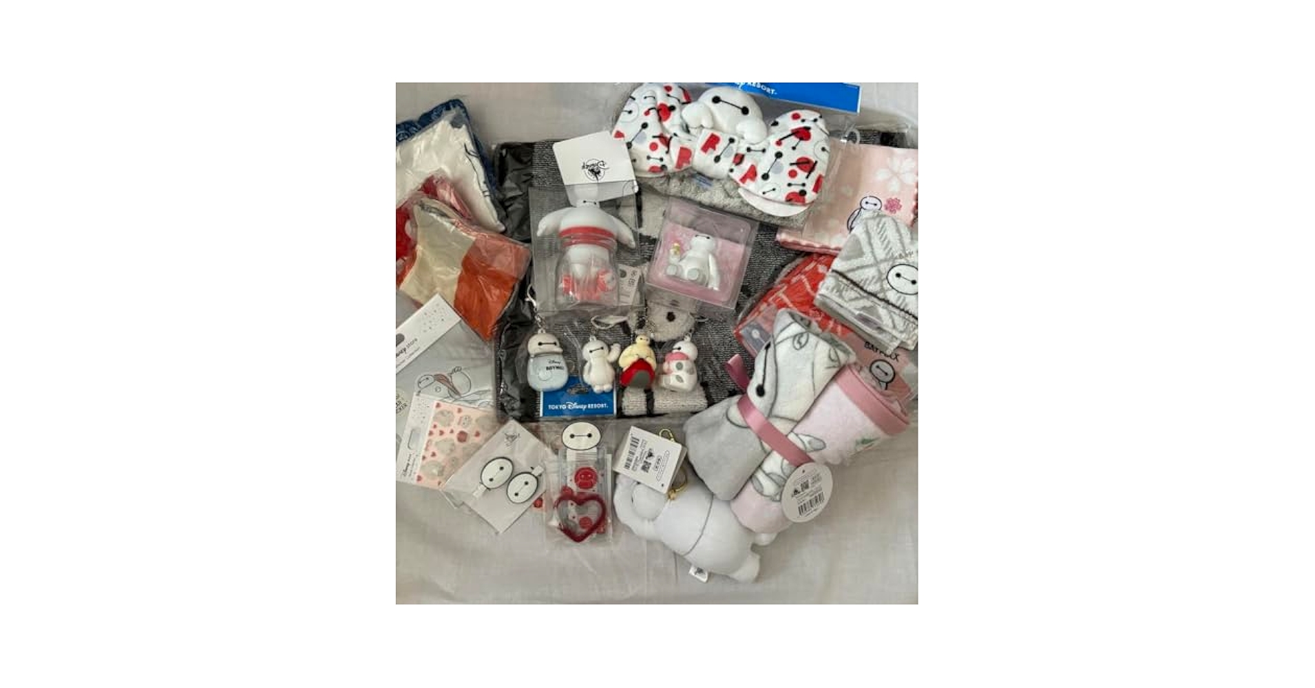 ベイマックス　グッズ　セット Amazon.co.jp: ベイマックスファン必見ベイマックスグッズセット