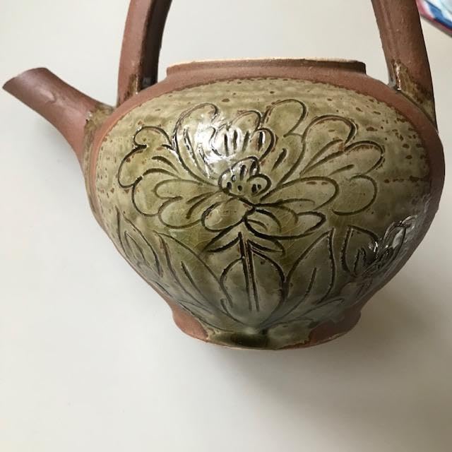 壺屋焼き　上江洲茂生　土瓶 Amazon.co.jp: 壺屋焼き 上江洲茂生 土瓶 : ホーム＆キッチン