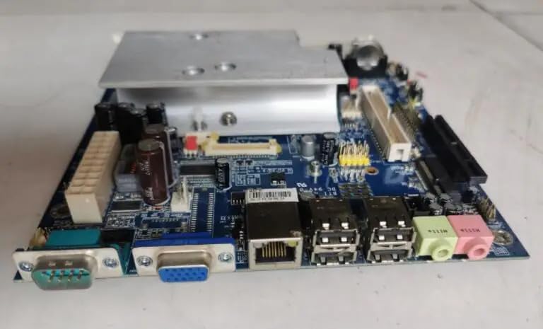 EPIA-M830 Mini-ITX: Review após 30 dias de uso em home office