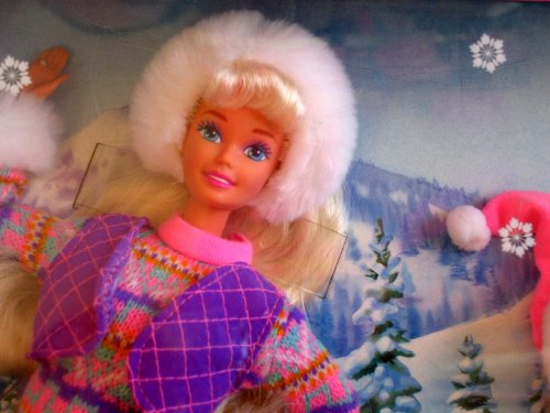 Set de Muñecas Barbie Winter Holiday con 4 muñecas y accesorios miniatura 2