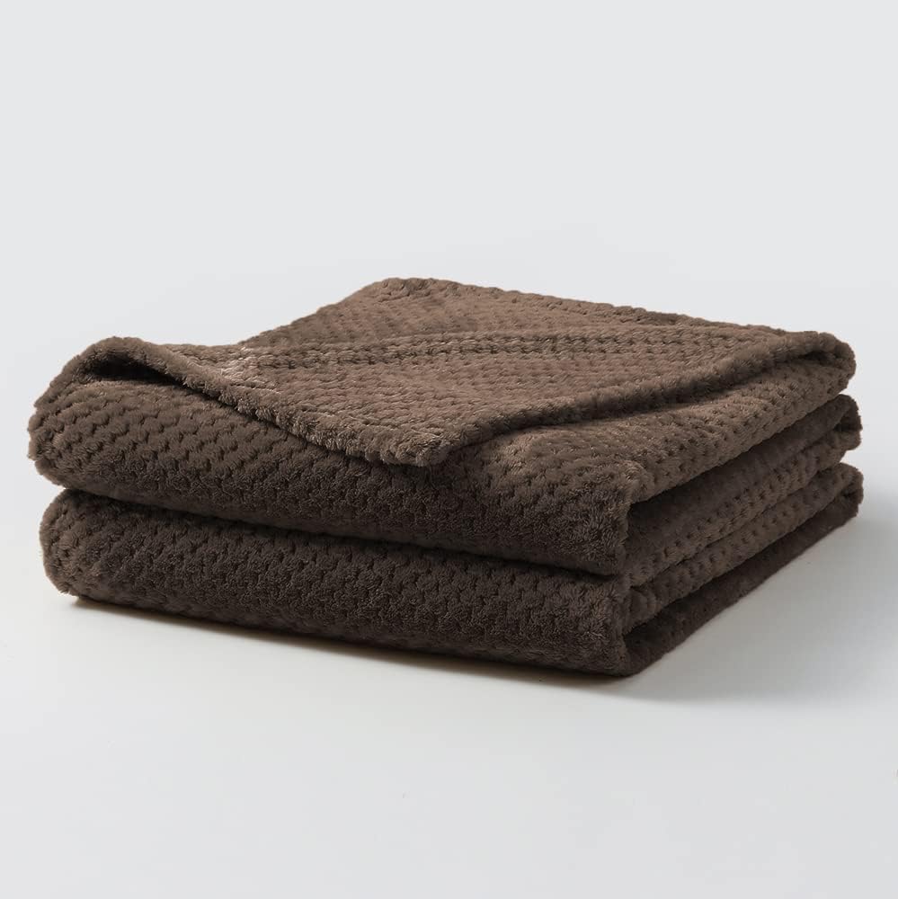 Bear & Panda Waffle Flannel Fleece Mink Throw - Sofa/Bedspread/travel Blankets – Honeycomb Super Soft, light-weighted, Warm, Cosy Large Size Single, Double, King - Chocolate, Double (150x200cm)