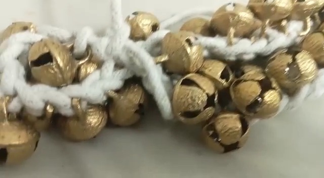 Prisha India Craft ® Kathak Ghungroo Pair, (50+50) (16 No. Ghungroo) Big Bells Tied with Cotton Cord Indian Classical Dancers Anklet Musical Instrument