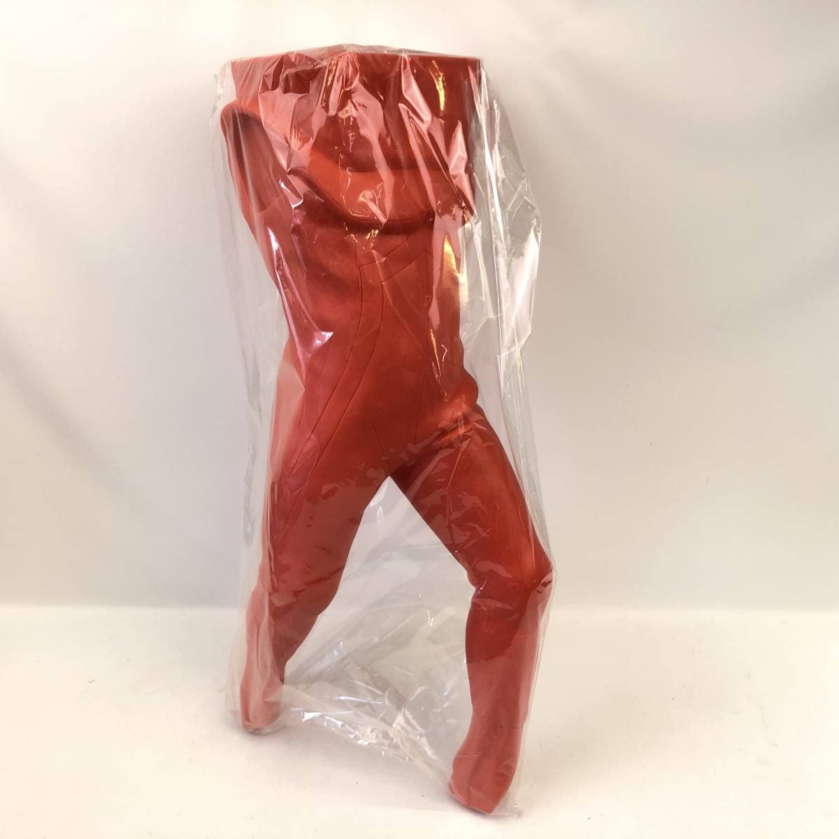 Amazon.co.jp: 海洋堂 ウルトラセブン 1/50 ソフビキット : おもちゃ