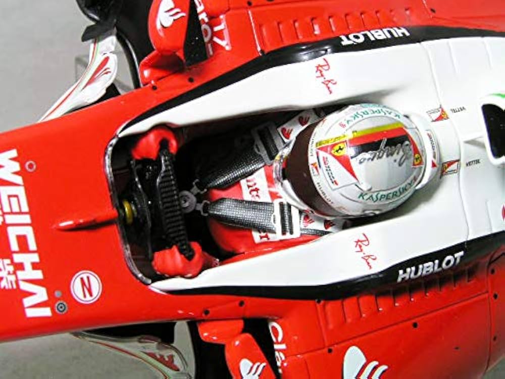 フェラーリF1 SF16-H 1/18 セバスチャン・ベッテル Amazon | 1/18 フェラーリ 〓 SF16-H/セバスチャン・ベッテル