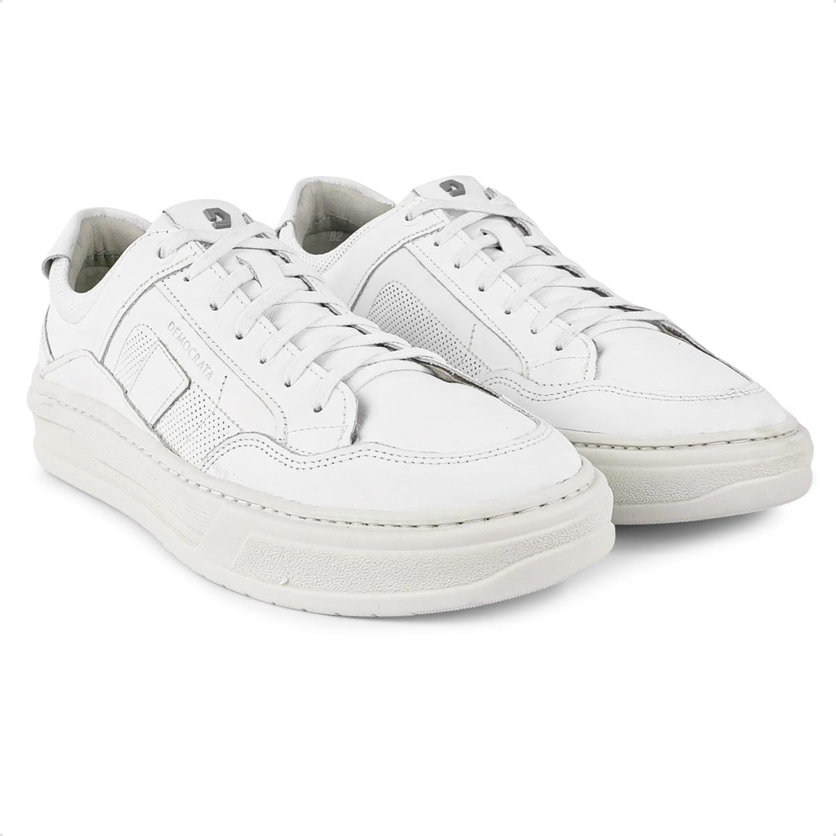 Tênis Denim Wide Branco em promoção! Veja a oferta e mais achadinhos de Tênis 4 Hoje é o melhor dia para comprar Tênis Denim Wide Branco com aquele preço maroto! Promoção! Aproveite a oferta! 4