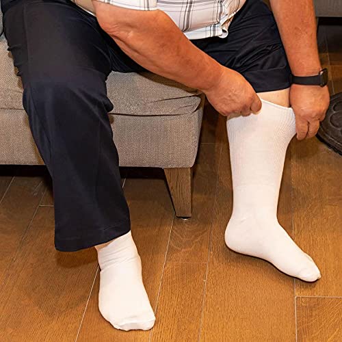 Best Socks For Big Feet Guide (8 Best Extra Large Socks)