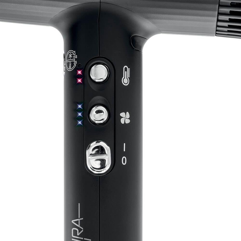 Xanitalia Futura Sèche-cheveux professionnel en céramique tourmaline 1800 W avec diffuseur, 110 000 tr/min, bouton air froid, générateur d'ions négatifs, 3 flux d'air et 3 niveaux de chauffage, bleu