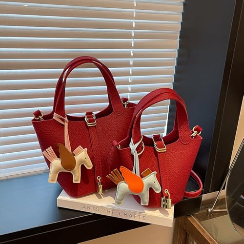 Genuine Leather Bucket Bag for Women 2025, Fashion Exquisite Shoulder Bag with Lock Design Handbag Accessories Bucket Purse2