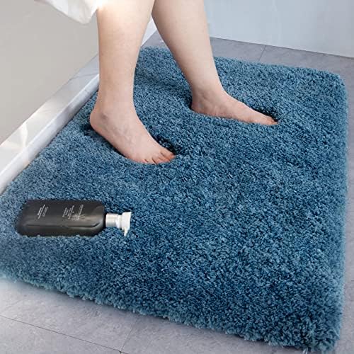 ILANGO Microfiber Bathroom Rug Super Absorbent, Washable Bath Mat Non Slip for Floor, Thick Plush Shaggy Bath Rug with Rubber Bottom for Bathtub Shower Room Sink, Extra Soft 23.6" * 35.4" (Blue)