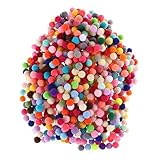 Pompons: mit feiner verarbeitung machen sie ihre kleidung eindrucksvoller und attraktiver und basteln flauschige bälle.