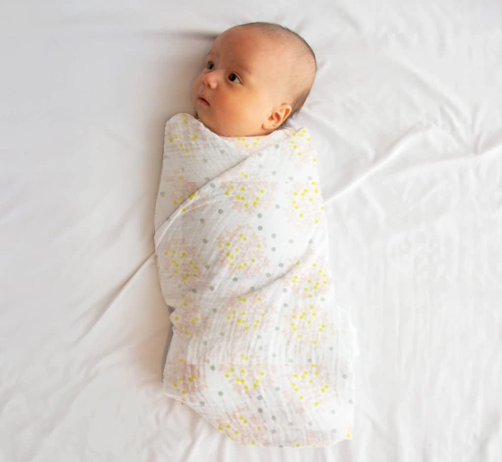100% Muslin Swaddle Blankets,Baby Swaddling Blankets for New Born, Baby Receiving Blankets Unisex, Soft, Warm and Cosy Blankets Pack of 4, Size 47 x 47 inches,Gift for New Mom Twinkle