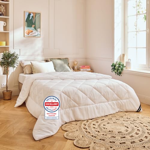 DREAMWAY Couette 220x240 en Microfibre, Édredon 220x240 cm, Légère et Chaude avec Garnissage 150g/m², Certifiée Oeko-TEX - Design Anti-grumeaux - Lavable à 60°C