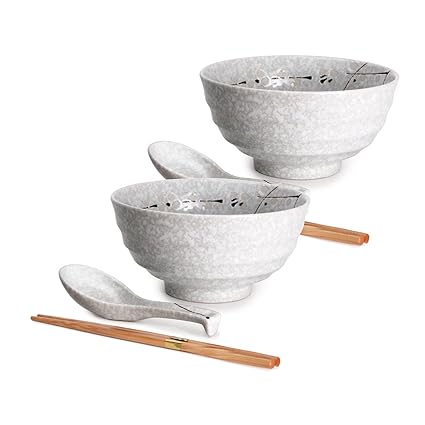 Hinomaru Collection 6 Piece Quality Porcelain Cherry Blossom Sakura Design 20 fl oz Noodle Bowl Set of 2 with Chopsticks Gift Set With Matching Spoon and Bamboo Chopsticks (White Snow Sakura)