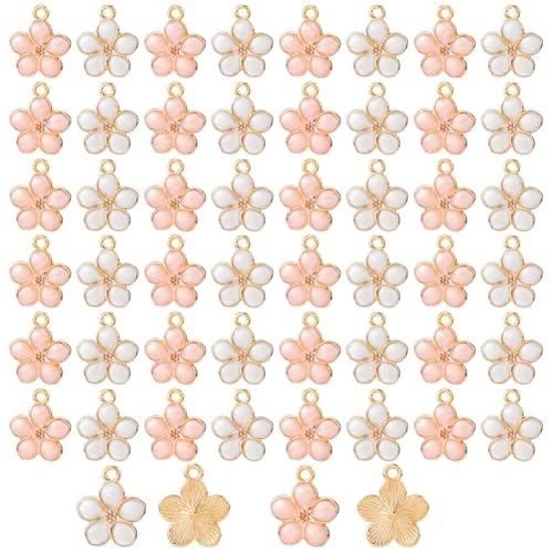 Design con fiori di ciliegio: questo ciondolo presenta una delicata forma di fiore di ciliegio con linee di petali chiare e un contorno floreale naturale, il design cattura la morbidezza e la bellezza dei veri fiori di ciliegio e dona un tocco naturale o dolce ai gioielli se si progetta una collana delicata, un braccialetto impilabile o un paio di orecchini