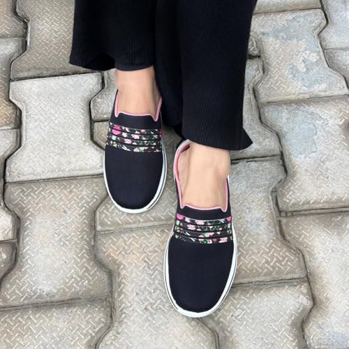 Image of KazarMax Women Cushioned Comfortable Lightweight Clogs | Mules
