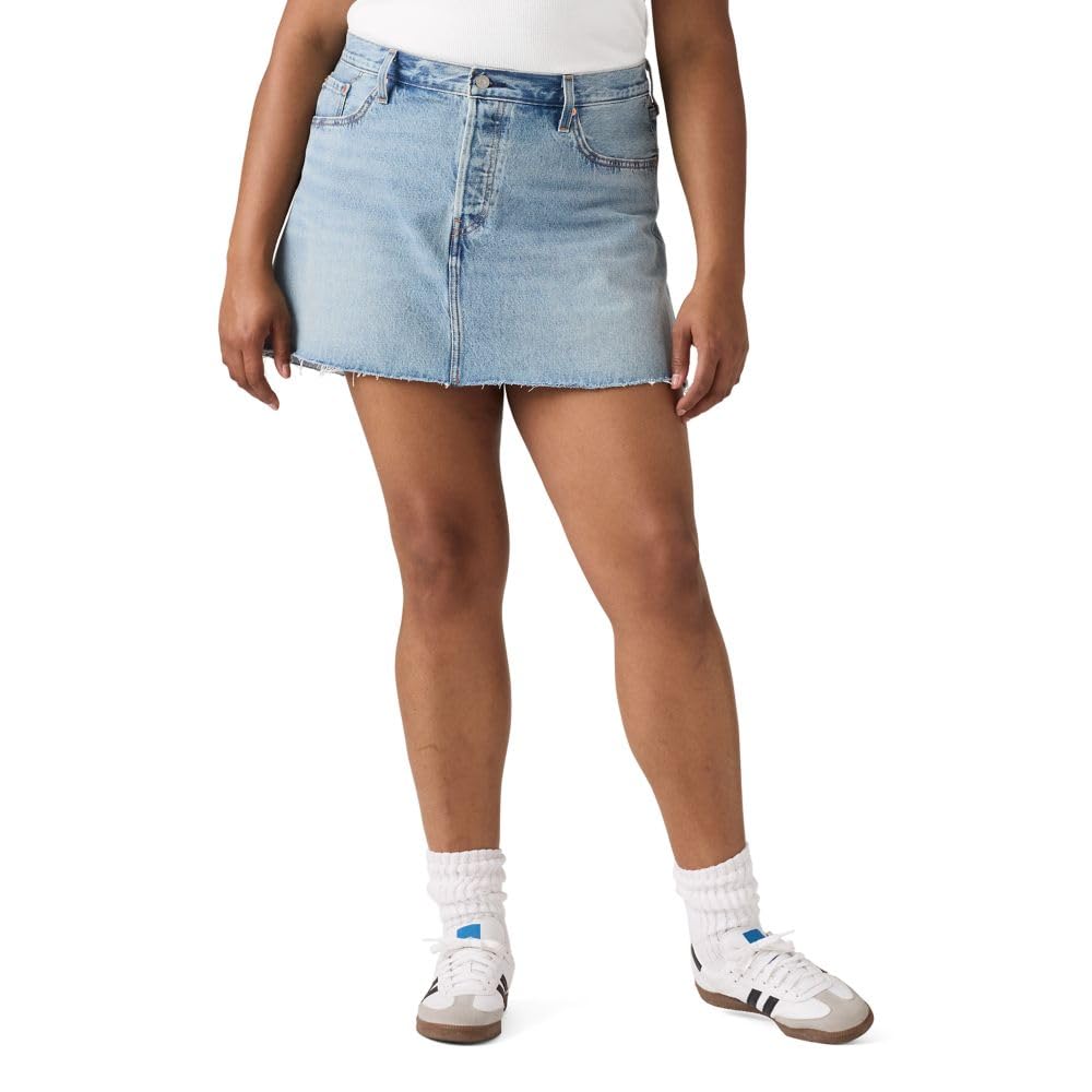

                                                    Levi's Women's Icon Skirt (Also Available in Plus)