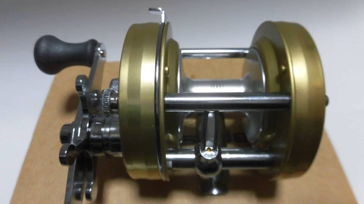 Amazon.co.jp: ABU 5500C クラッシック GOLD ゴールド アブ