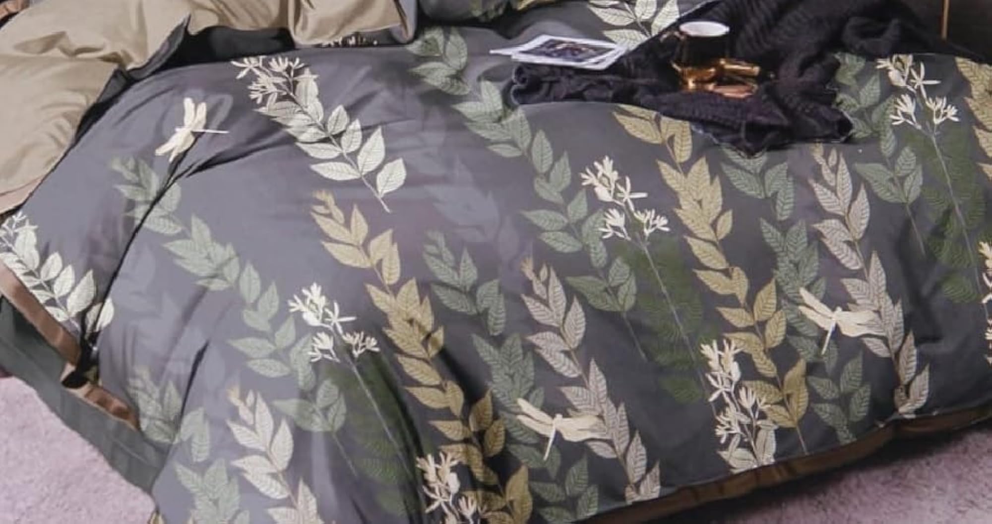 400tc Reversible Comforter Super King Size with Bedsheet & Pillow Covers