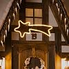 SALCAR LED vallende ster neonlicht 70 cm adventsstuk decoratie, 240 LED lichtslang, LED venster silhouet kerstlicht – warmwit