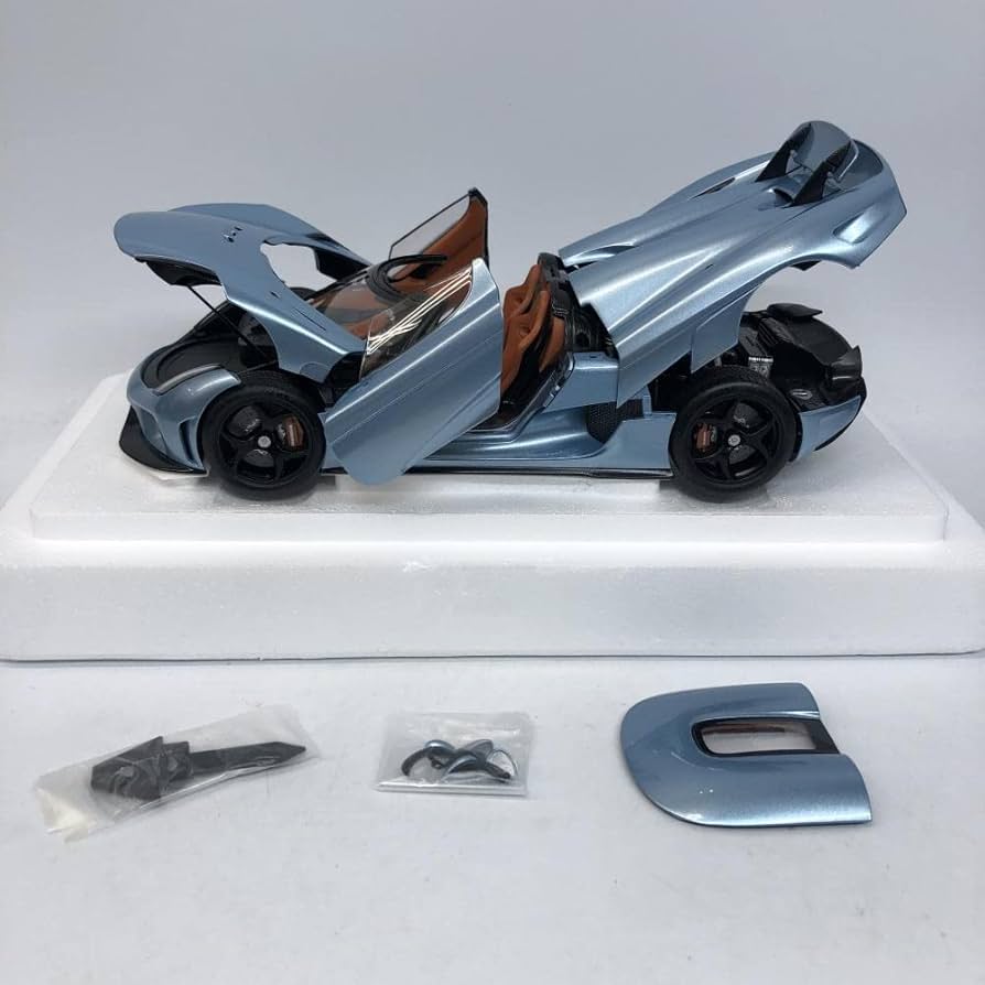 オートアート1/18ケーニグセグレゲーラ HORIZON BLUE AUTOart 1/18 ケーニグセグ レゲーラ （メタリック・ライト