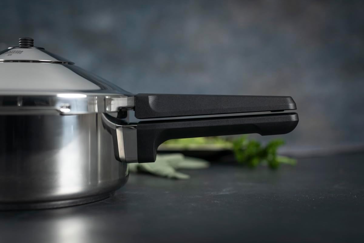 KUHN RIKON, DUROMATIC Inox Super Fast Pressure Cooker with Handle, 2.5 Litres, 20 cm