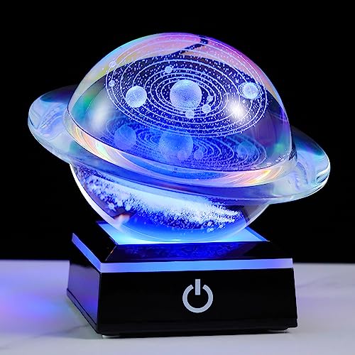 Qianwei Bola de cristal galaxia del sistema solar 3D con base táctil de iluminación LED colorida, modelo de sistema solar en forma de Saturno, decoración de ciencia, astronomía, regalos de Dios