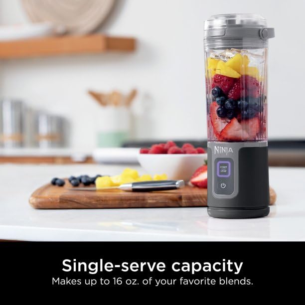 Blast 16 oz. Portable Blender with Leak Proof Lid and Easy Sip Spout, Black, BC100BK,RECHARGEABLE BASE, EASY TO CARRY