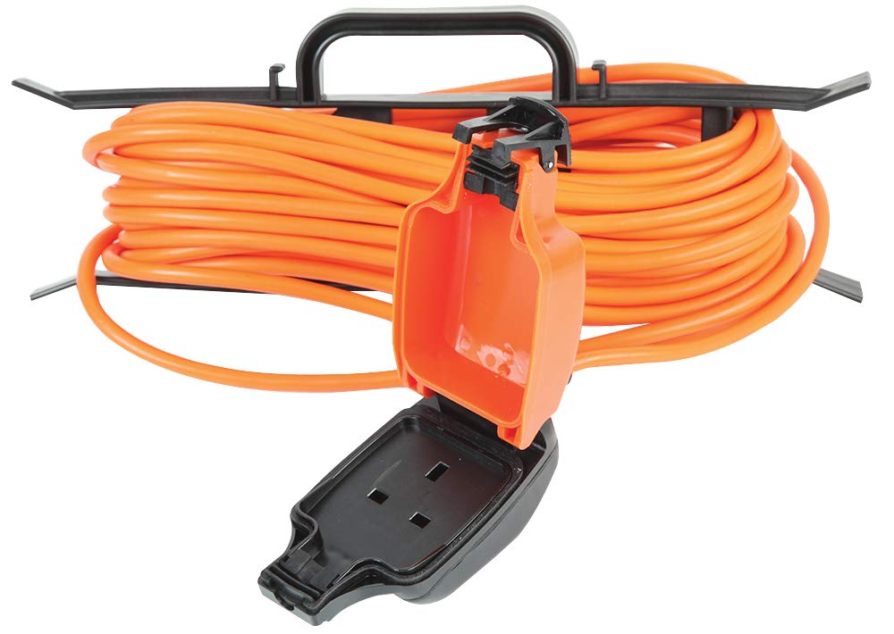PRO ELEC 1‑Gang Outdoor Mains Extension Lead, 15m Cable, IP54 Rated – PEL01319