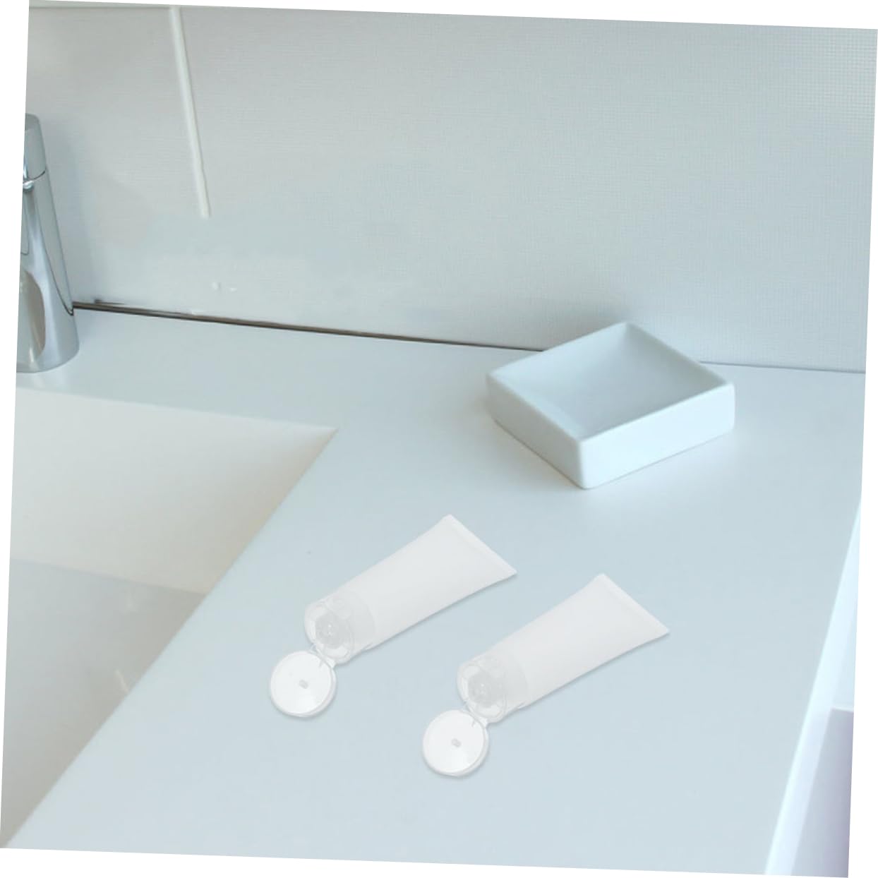 Gatuida Contenitori da Viaggio Refillabili 50 Pezzi 50ml Pp Pe Bianco | Articoli da Toilette e Dentifricio, Uso Quotidiano e Viaggio, Tubi Flessibili con Tappo a Ribalta