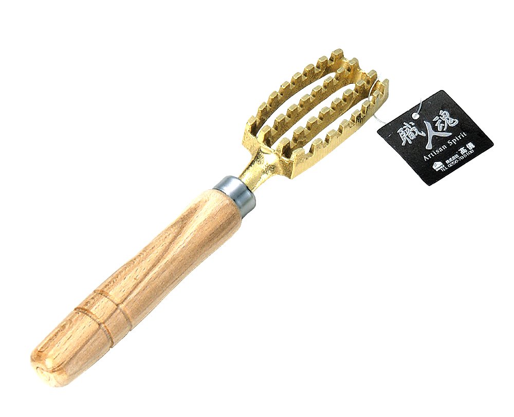 Amazon｜高儀 職人魂 業務用 真鍮ウロコ取り 大｜うろこ取り