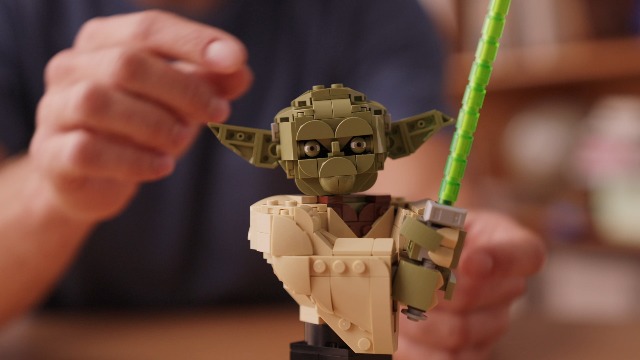 LEGO Star Wars: Klonlarin Saldirisi Yoda Büstü 75438 | Yetiskinler