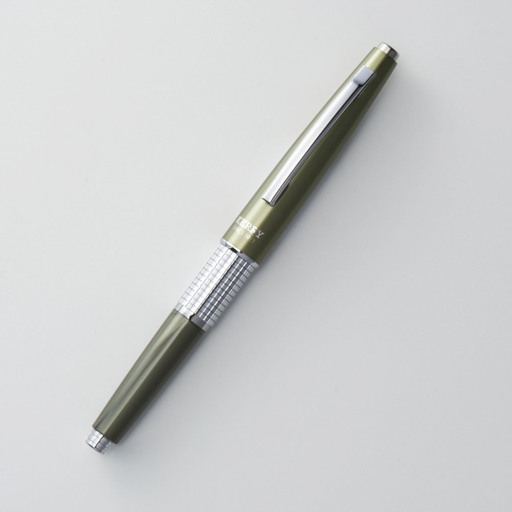 Pentel Kerry ołówek mechaniczny z pokrywką, 0,5 mm, oliwkowy