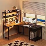 YOUDENOVA Escritorio Gaming en L con Pegboard y LED y Enchufes, 135 × 90 cm Escritorio Gamer Reversible con Estantes, Escritorio Esquinero para Jugadores Negro