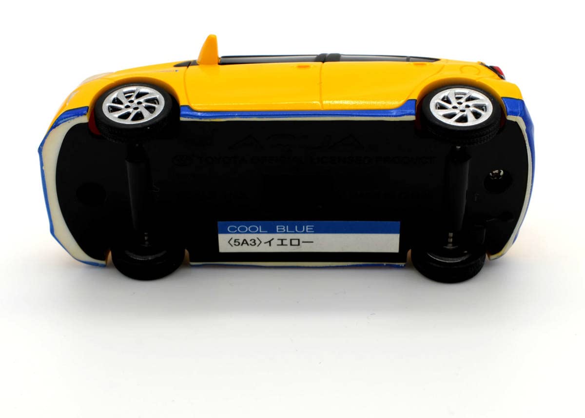 Amazon | TOYOTA トヨタ AQUA アクア 1 43 ミニカー 5A3 ※古い