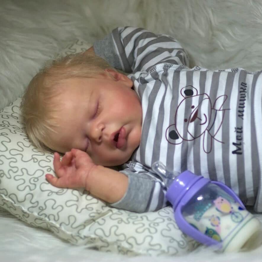 BNNPUU Reborn Baby Doll Boy Reborn Babies 22 Inches Handmade Lifelike Baby Dolls Boy Soft Cloth Body Like a Real Baby Closed Eyes