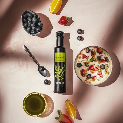 Natulio BIO Avocadoöl kaltgepresst 250ml - zur Ernährung sowie zur Hautpflege geeignet - reich an Vitamin E und ungesättigten Fettsäuren - zertifiziert nach DE-ÖKO-006