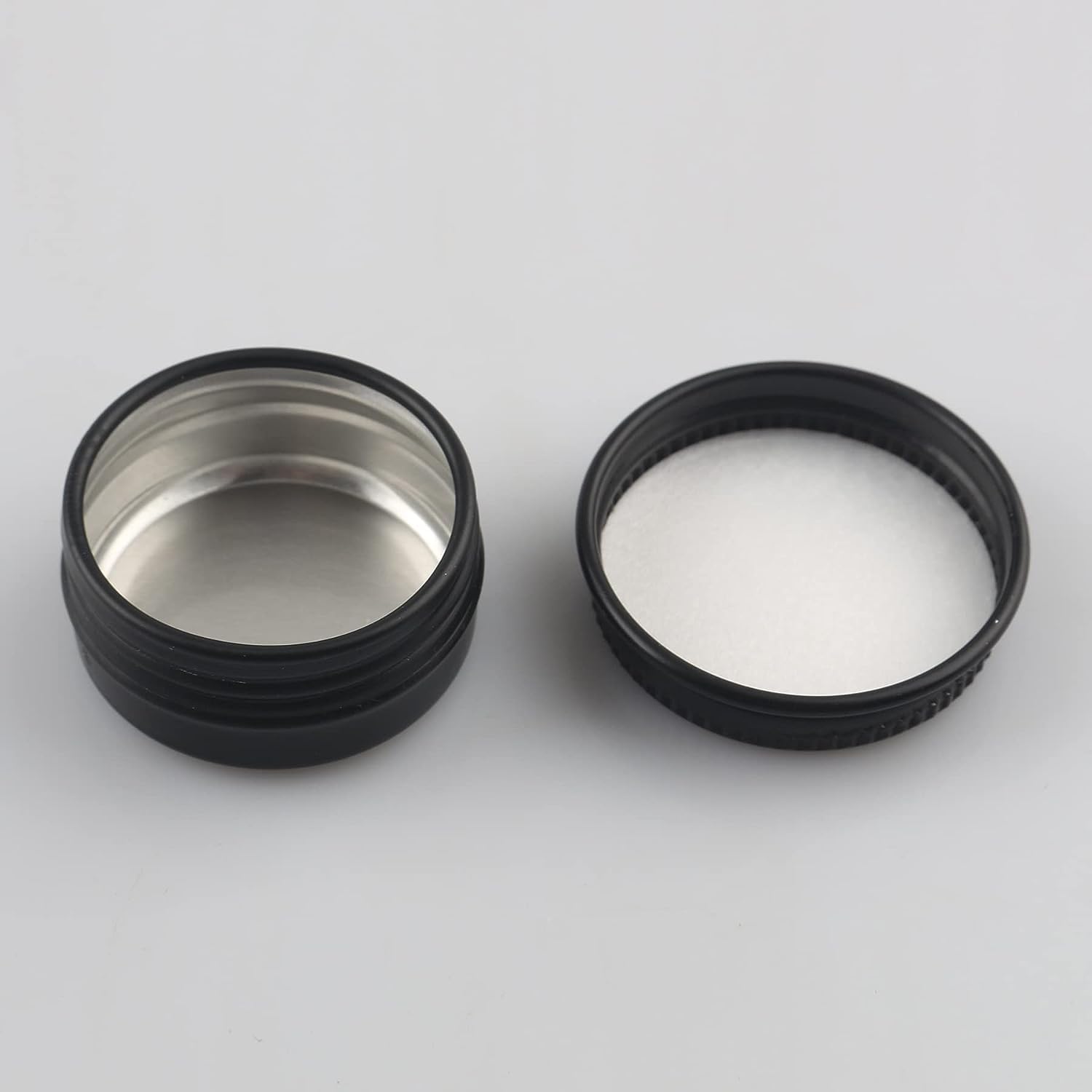 Tarro de cosméticos, 48 latas de Aluminio con Tapas Rosca, tarros Almacenamiento, recipientes for cosméticos, macetas 6 espátulas(Matte Black,15ml)