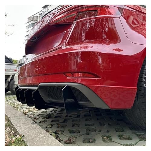 Becquet inférieur arrière améliorant l'aérodynamisme Audi A3 8V Sline hayon style requin